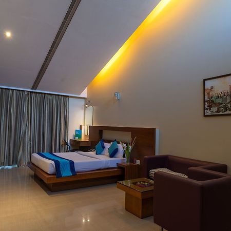 Hotel Mint Koregaon Park Pune Exterior photo